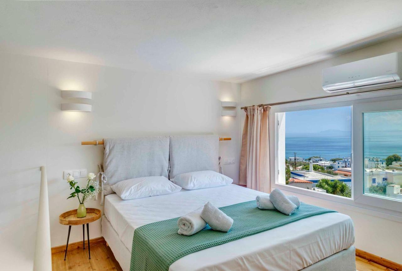 Villa Alba In Syros With Private Jacuzzi アゾリムノス エクステリア 写真