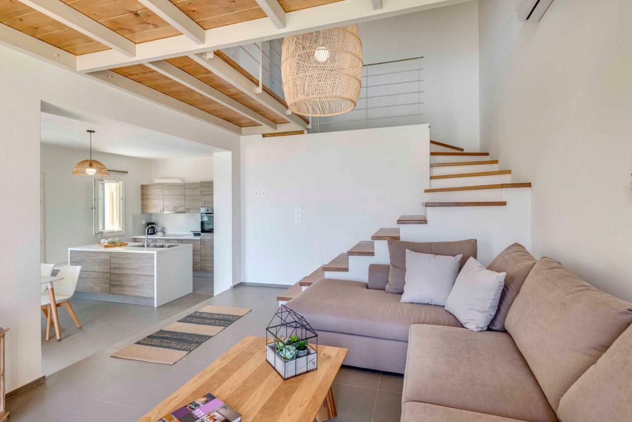 Villa Alba In Syros With Private Jacuzzi アゾリムノス エクステリア 写真