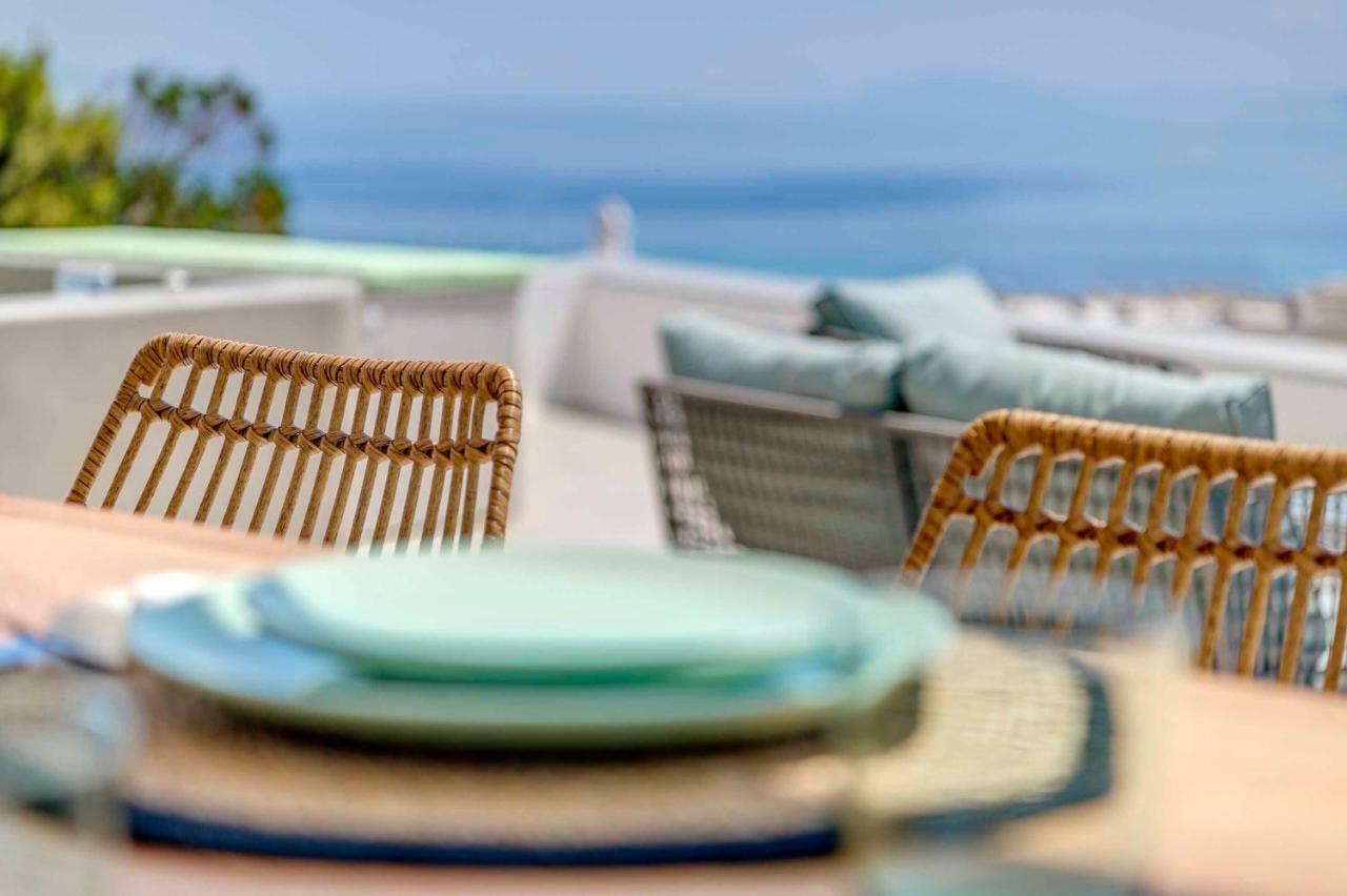 Villa Alba In Syros With Private Jacuzzi アゾリムノス エクステリア 写真
