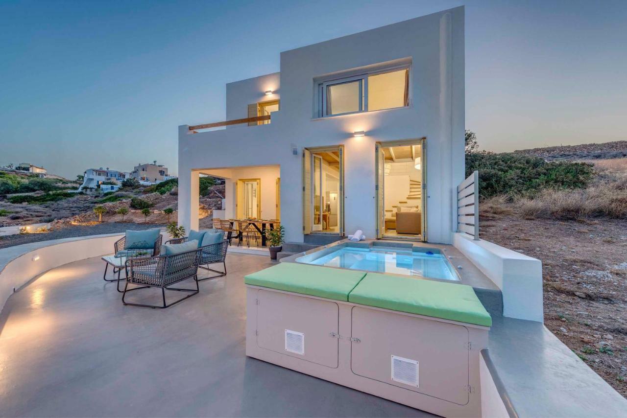 Villa Alba In Syros With Private Jacuzzi アゾリムノス エクステリア 写真