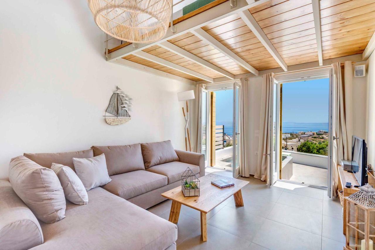 Villa Alba In Syros With Private Jacuzzi アゾリムノス エクステリア 写真